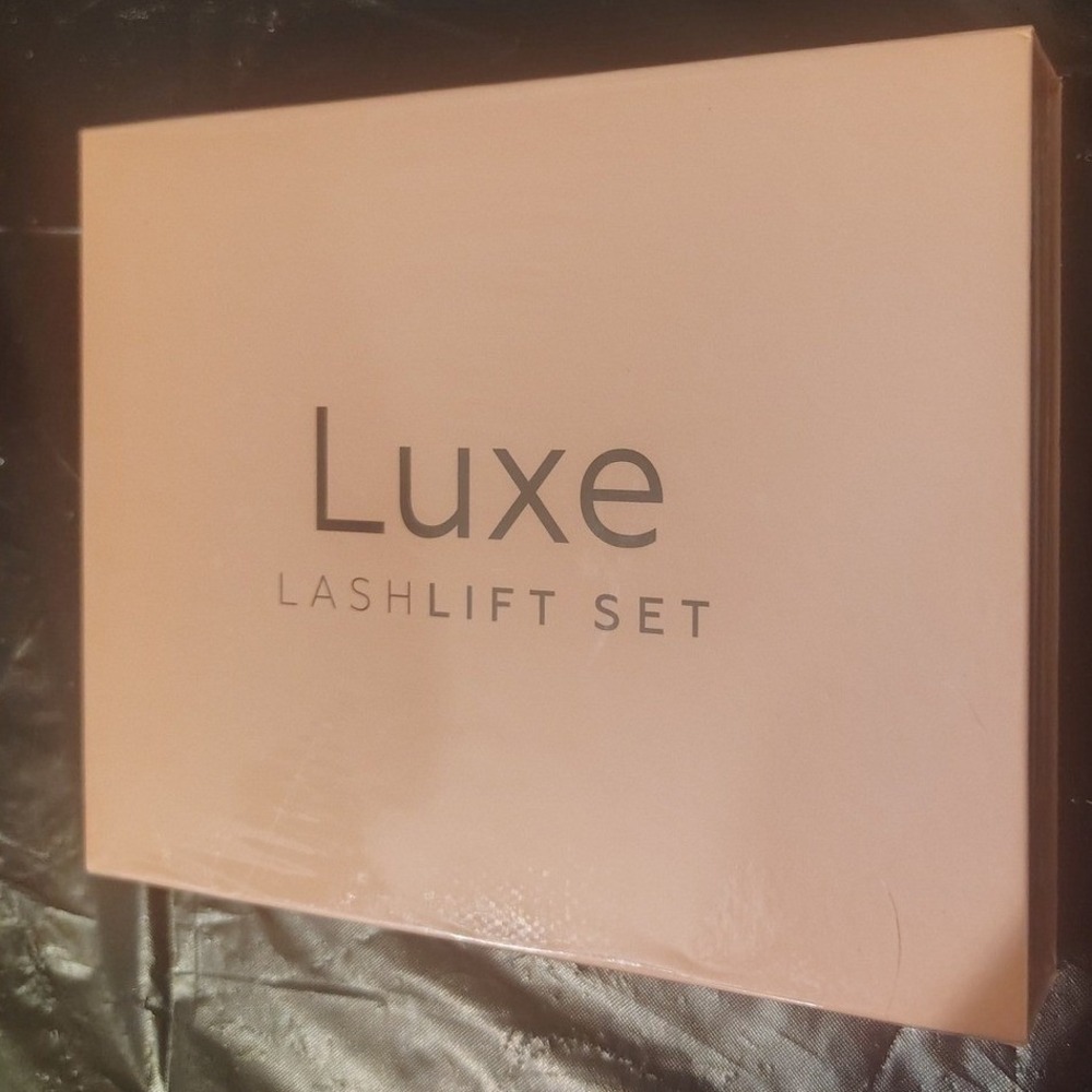 Luxe Cosmetics Luxe Lashlift Set Professional Eyelash Perm Kit New Sealed